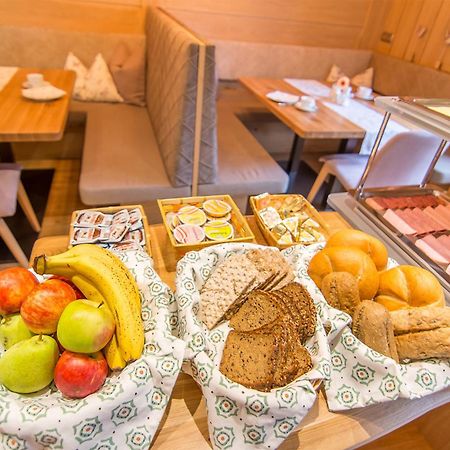 Pension Sonnleitn Нойштифт-им-Штубайталь Экстерьер фото